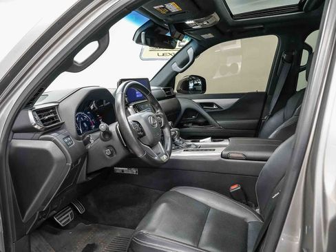 Used 2023 Lexus LX 600 F Sport AWD/4WD image 18
