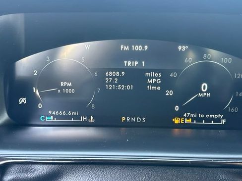Used 2023 Lincoln Nautilus Reserve w/ Cargo Utility Package FWD image 8