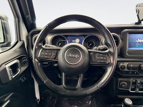 Used 2021 Jeep Wrangler Unlimited Sport AWD/4WD image 12