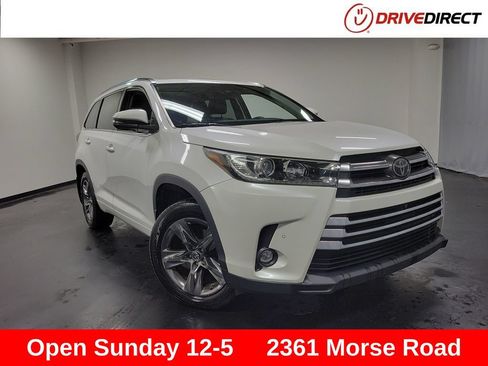 Used 2019 Toyota Highlander Limited Platinum AWD/4WD image 1