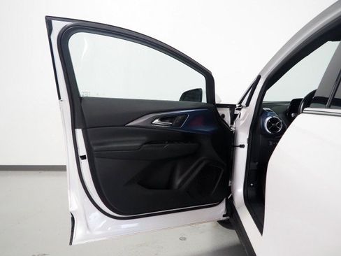 Used 2024 Chevrolet Equinox EV FWD LT w/ 2LT image 58