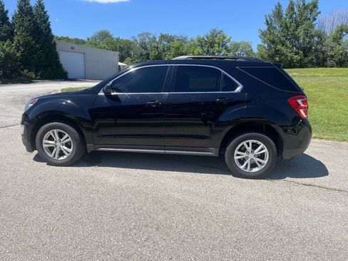 Used 2017 Chevrolet Equinox LT FWD image 9