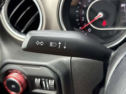 Used 2021 Jeep Wrangler Unlimited Rubicon AWD/4WD image 26