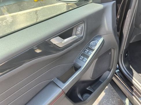 Used 2023 Ford Escape ST-Line w/ Tech Pack #1 AWD/4WD image 22