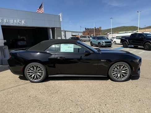 New 2025 Ford Mustang GT Premium image 8