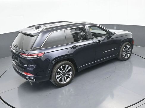 Used 2024 Jeep Grand Cherokee Overland w/ Luxury Tech Group IV image 59