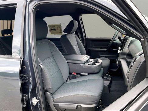 New 2026 RAM 3500 Tradesman AWD/4WD image 24