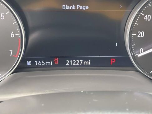Used 2023 Buick Envision Essence w/ Sport Touring Package FWD image 32