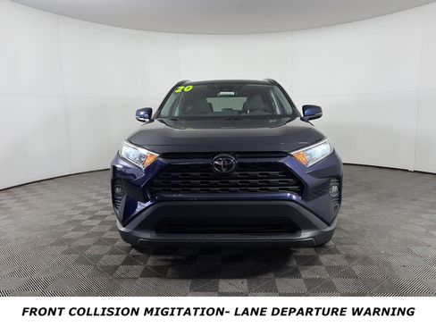 Used 2020 Toyota RAV4 XLE image 2