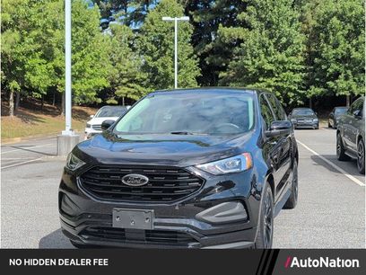 Used 2024 Ford Edge SE w/ Black Appearance Package