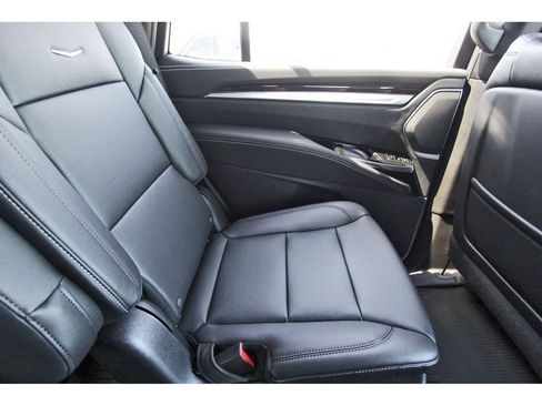 New 2026 Cadillac Escalade 2WD image 11