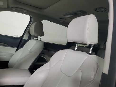Used 2022 Kia Telluride EX w/ EX Premium Package FWD image 22