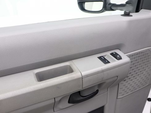 Used 2023 Ford E-350 and Econoline 350 Super Duty w/ Power Windows & Locks Group RWD image 19
