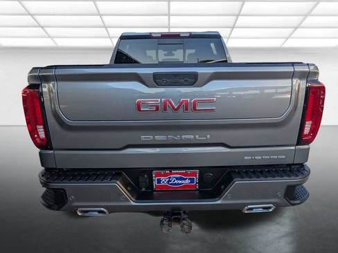 Used 2022 GMC Sierra 1500 Denali w/ Denali Premium Package AWD/4WD image 31