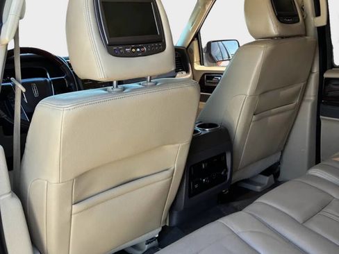Used 2015 Lincoln Navigator 2WD w/ Equipment Group 101A Reserve image 20