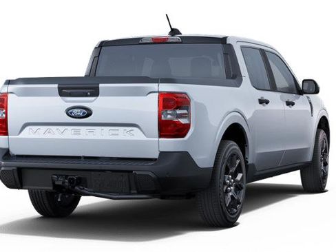 New 2025 Ford Maverick XLT w/ Equipment Group 301A image 27