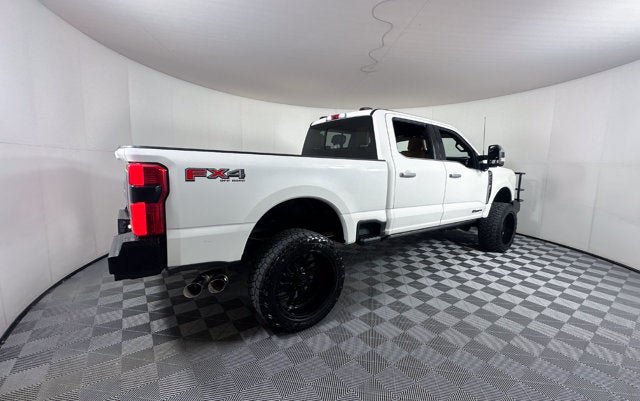 Used 2024 Ford F250 Platinum AWD/4WD image 2