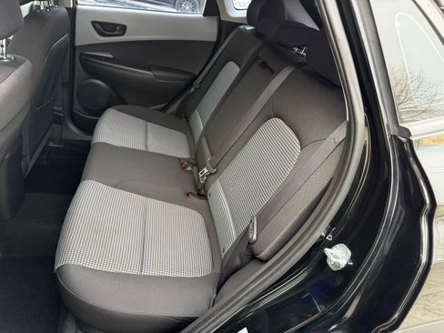 Used 2018 Hyundai Kona SE image 22