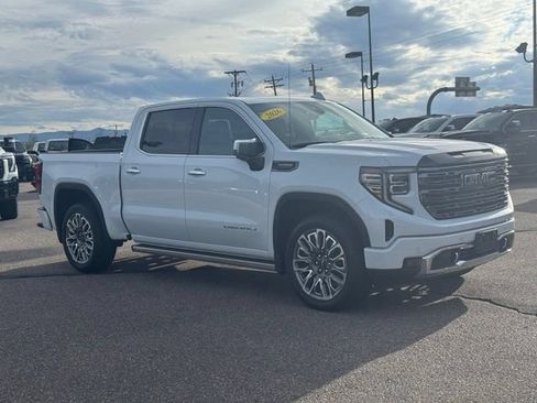 Certified 2026 GMC Sierra 1500 Denali Ultimate w/ LPO, Black Badging Package AWD/4WD image 8
