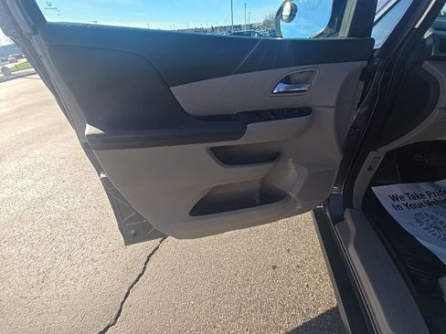 Used 2016 Honda Odyssey EX-L image 11
