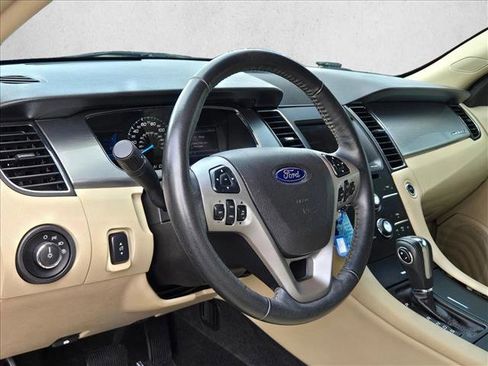 Used 2013 Ford Taurus SEL FWD image 10