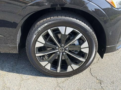 Certified 2026 Volvo XC60 B5 Plus w/ Protection Package Premier image 24