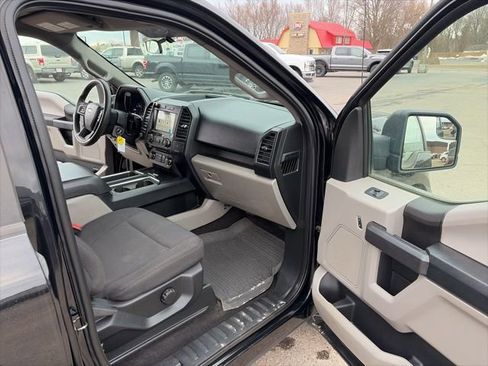 Used 2018 Ford F150 XL w/ Equipment Group 101A Mid AWD/4WD image 22