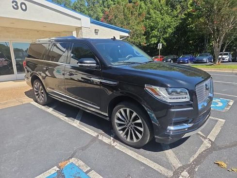 Used 2021 Lincoln Navigator L Reserve RWD image 4