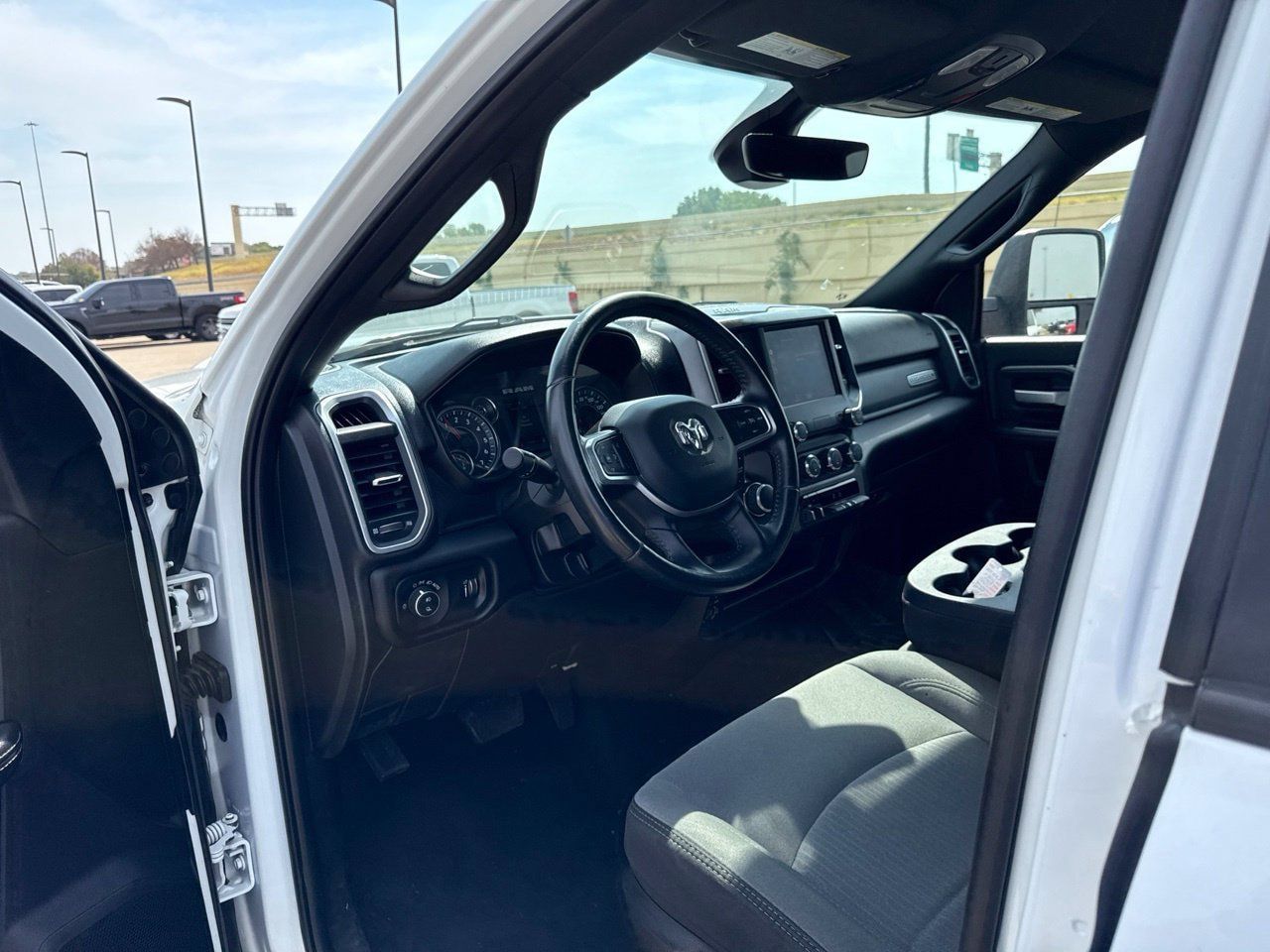 Used 2024 RAM 2500 Big Horn AWD/4WD image 20