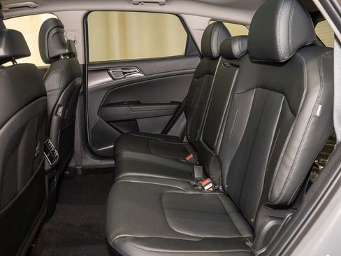New 2026 Kia Sportage EX image 17