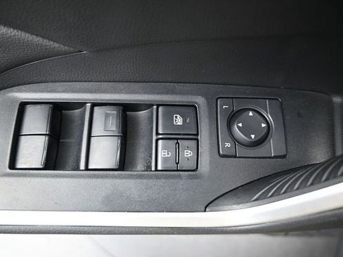 Used 2025 Toyota RAV4 LE image 11