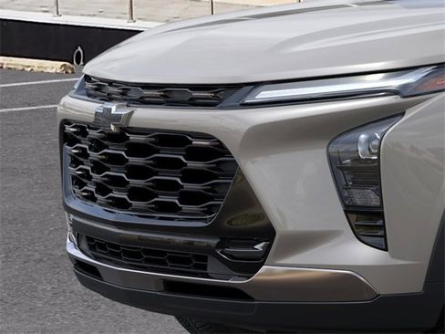 New 2026 Chevrolet Trax ACTIV w/ Sunroof Package FWD image 13