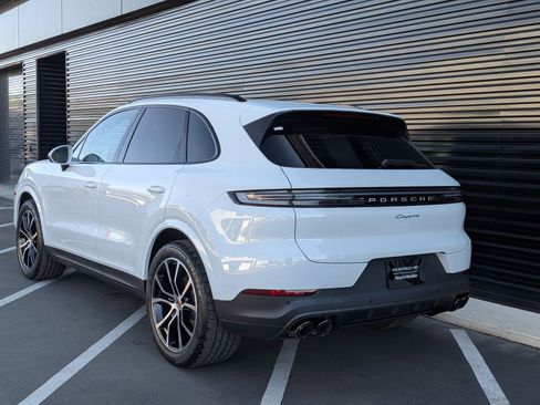 New 2026 Porsche Cayenne image 3