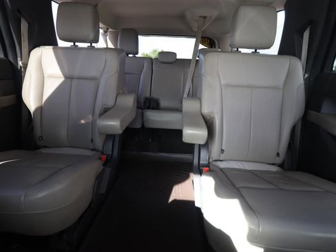 Used 2020 Ford Expedition Max XLT w/ Equipment Group 202A image 9