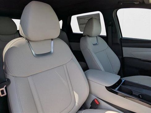 New 2026 Hyundai Tucson Limited image 29