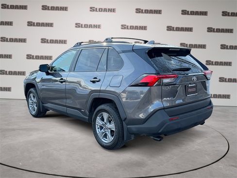 Used 2025 Toyota RAV4 XLE image 3