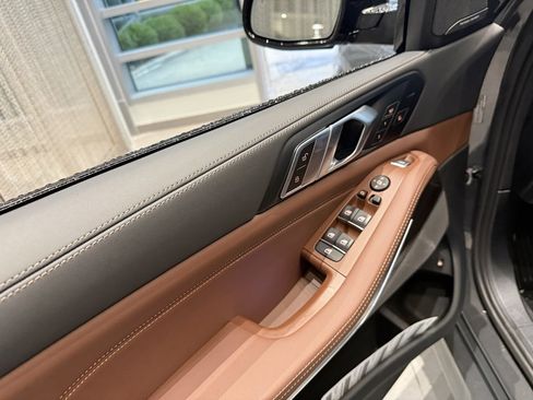 New 2026 BMW X5 xDrive50e w/ M Sport Package image 11