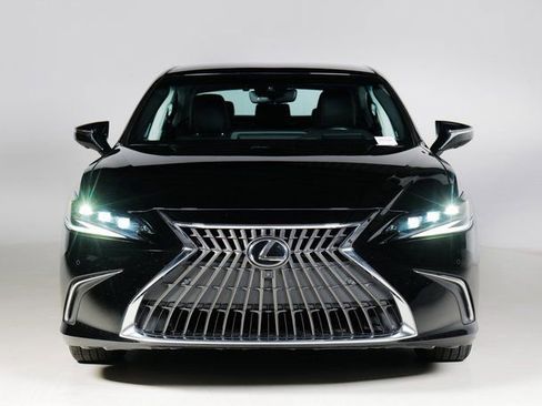 Used 2022 Lexus ES 350 Ultra Luxury image 1