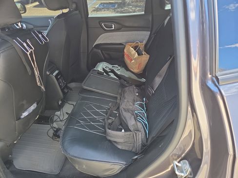 Used 2024 Jeep Compass Sport image 13