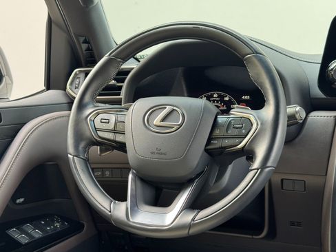 Used 2023 Lexus LX 600 Luxury w/ Appearance Package image 23