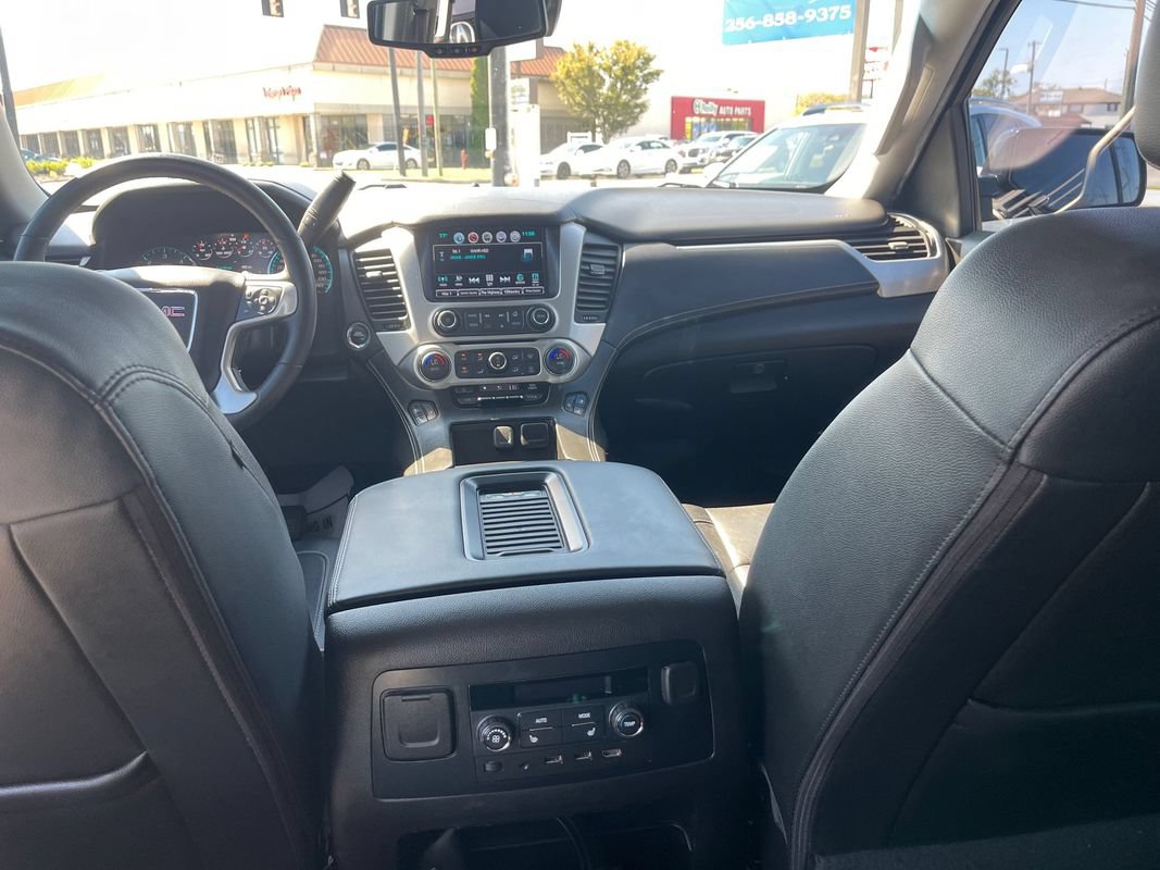 Used 2017 GMC Yukon SLT w/ Open Road Package AWD/4WD image 26