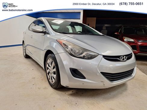 Used 2013 Hyundai Elantra GLS image 19