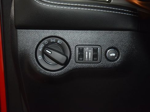 Used 2023 Dodge Challenger SRT Hellcat RWD image 32