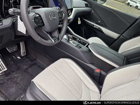 New 2026 Lexus TX 500h 500h F SPORT Performance Premi image 13