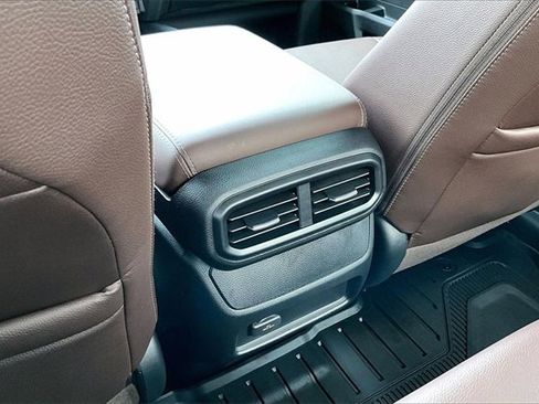 Used 2024 Honda Ridgeline RTL image 11