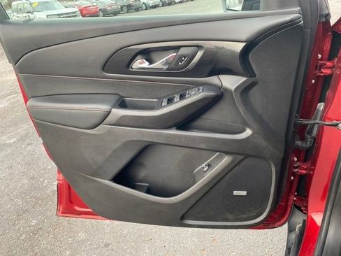 Certified 2022 Chevrolet Traverse RS w/ LPO, Floor Liner Package image 18