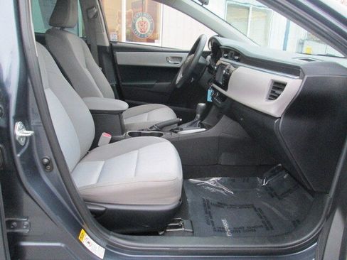 Used 2015 Toyota Corolla LE image 13