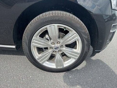 Used 2024 Ford Expedition Max Platinum image 10