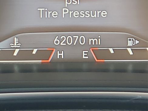 Used 2019 Jeep Cherokee Limited w/ Luxury Group image 23