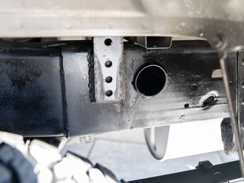 Used 2006 GMC Sierra 2500 SLT w/ Heavy-Duty Power Package image 26